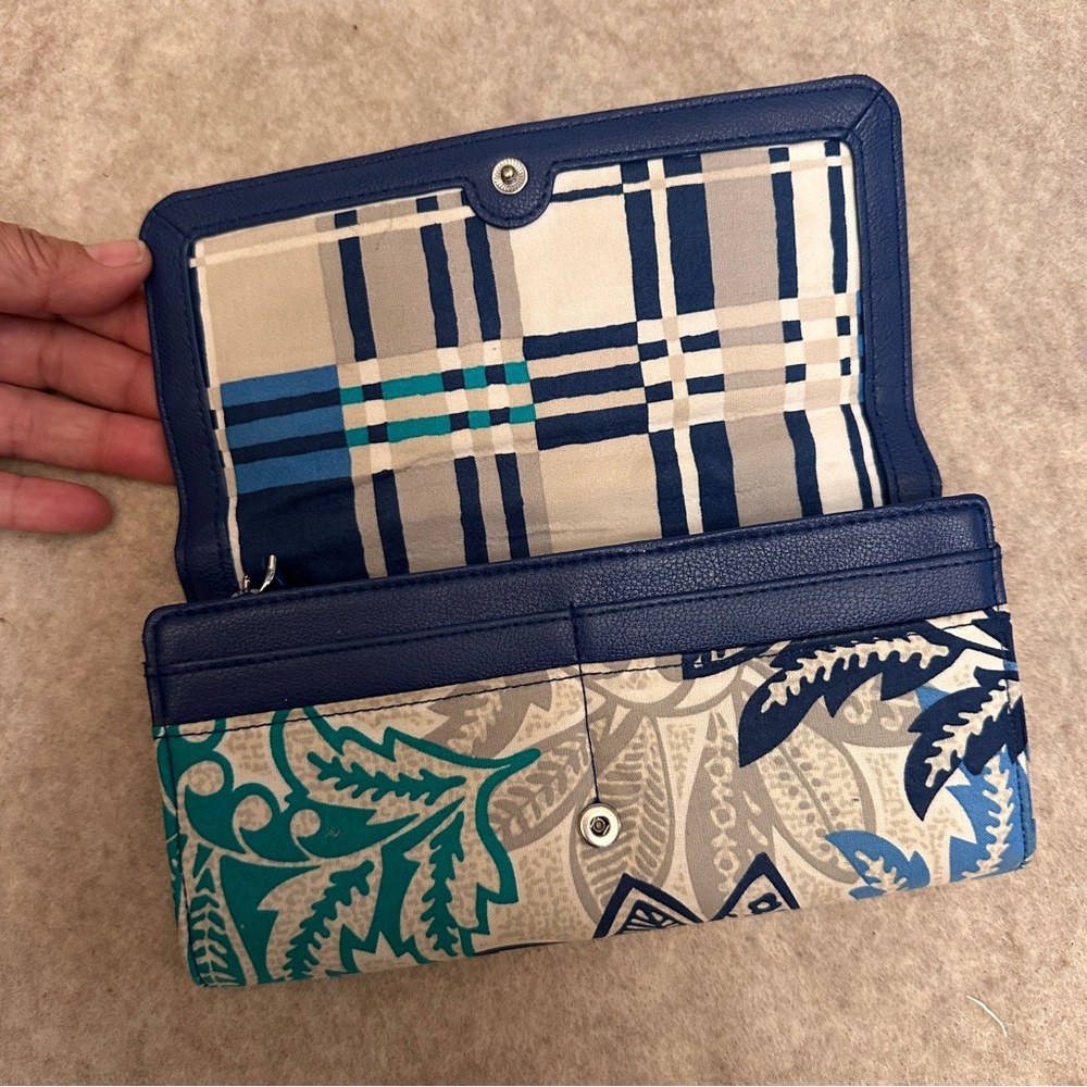 Vera Bradley Blue Leather Floral Fabric Long Accordion Snap Wallet - Picture 6 of 15